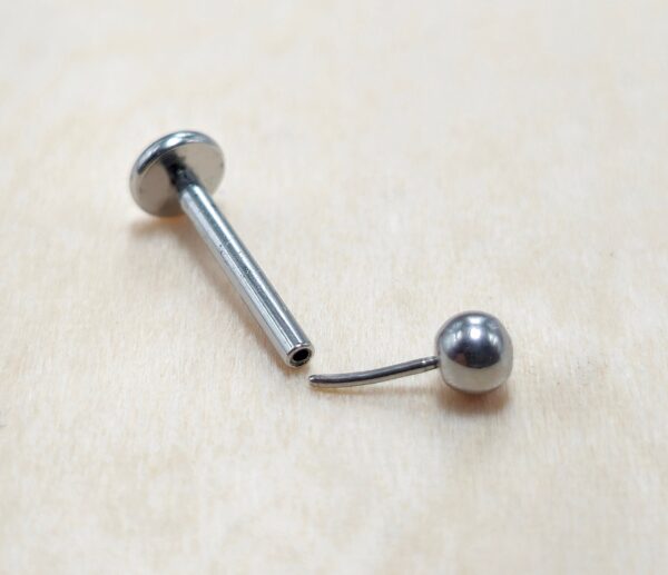 LAB-THREADLESS-SIL-1 Titanium Threadless Labret Stud Piercing 18g 16g Lip Piercing Jewelry, Tragus Helix Cartilage Madonna Medusa Side Labret