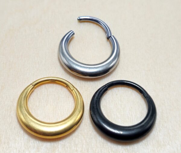 Titanium Septum Clicker Nose Ring, Moon Design Septum Jewellery, Cartilage Ring - 16g Piercing Hinged Ring - Clicker Hoops
