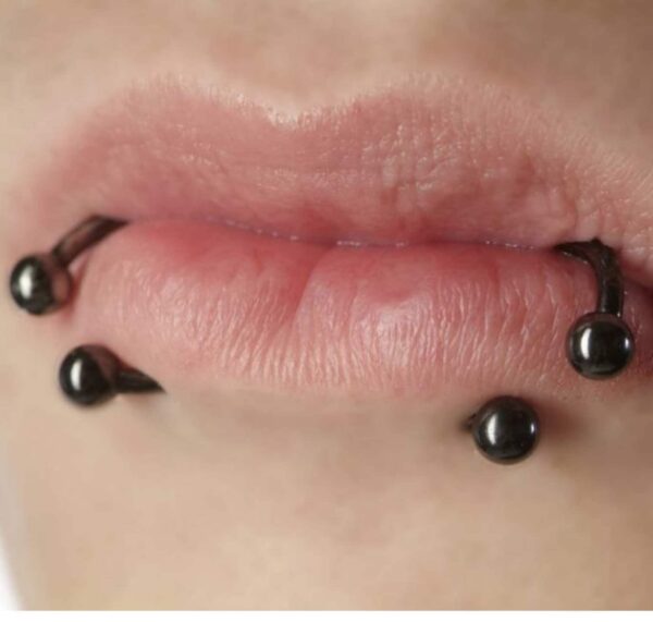 Horseshoe Ring Piercing 18g to 00g Black Septum Jewelry Bull Piercing Also for Nipple, PA Ring, Lips Internal / External Threaded