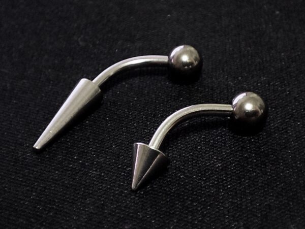 Titanium Spike Vertical Labret Stud Lip Piercings - Spikes / Cone 18g 16g 14g Curved Bar - Also Piercing Stud for Anti- Eyebrow, Rook