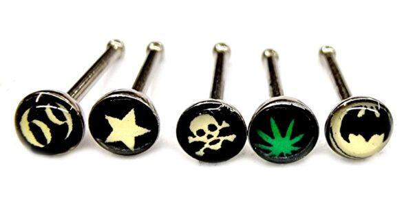Nose Stud Piercing - 5 pieces, 5 Logo Nostril Jewelry Piercing 22G with Symbol size 2.8mm - Nose Piercing, Nose Bone Studs
