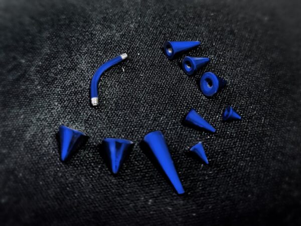 Teal Blue Eyebrow Piercing Jewelry Titanium Cone/Spike Curved Bar 18g 16g 14g Top part with Different sizes - Body Piercing, Anti-Eyebrow